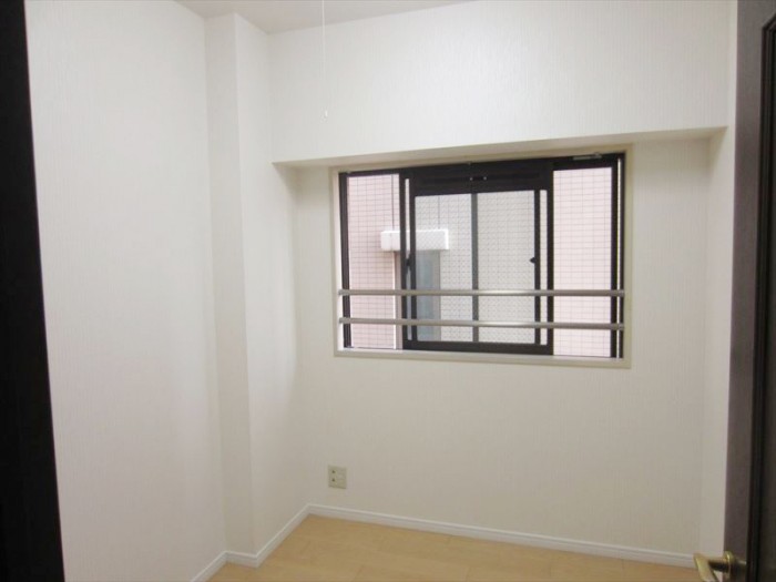 サービスルーム(納戸)を子供部屋として使えるように サービスルーム(納戸)を子供部屋として使えるように